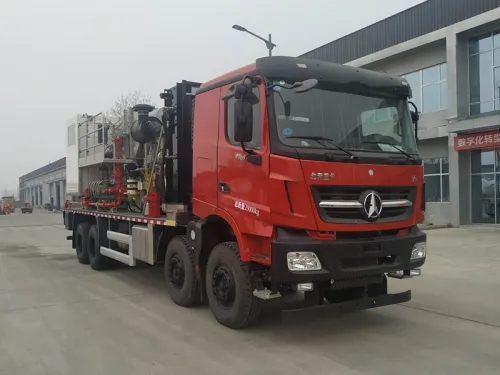 Liquid nitrogen transport truck